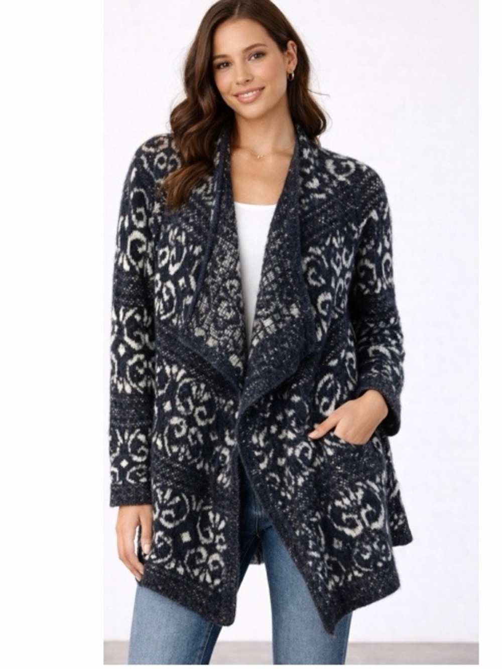 Design‎ History Knit Fuzzy Cardigan Sweater